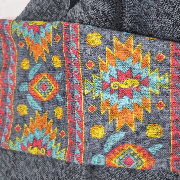 Simply Southern Multicolor Patterned Sweatshirt SzL Like New 100% Poliester - Picture 6 of 10